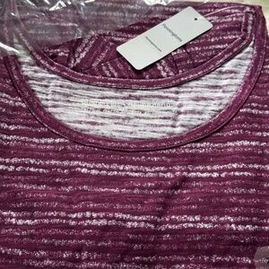 T-SHIRT, ROUND NECK, PLUM & WHITE, SIZE 2X, PENNINGTONS, IN ORIGINAL BAG, TAGS